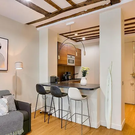 Appartamento Urban Flat 73 - Luxury Parisian Flat Near Les Halles Rivoli Parigi