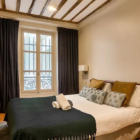 Urban Flat 73 - Luxury Parisian Flat Near Les Halles Rivoli Appartamento
